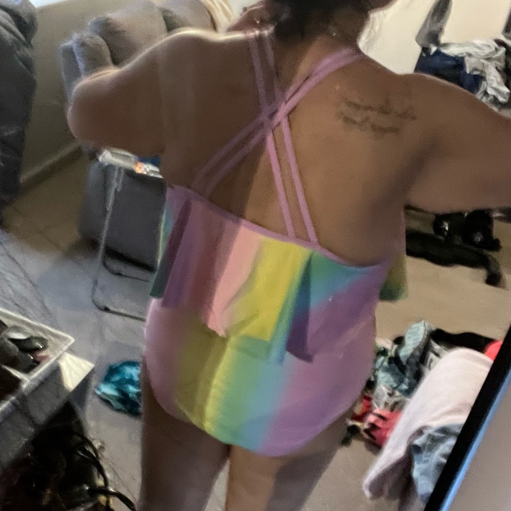 SHEIN Multicolor Ruffle Bikini - Picture 3 of 3